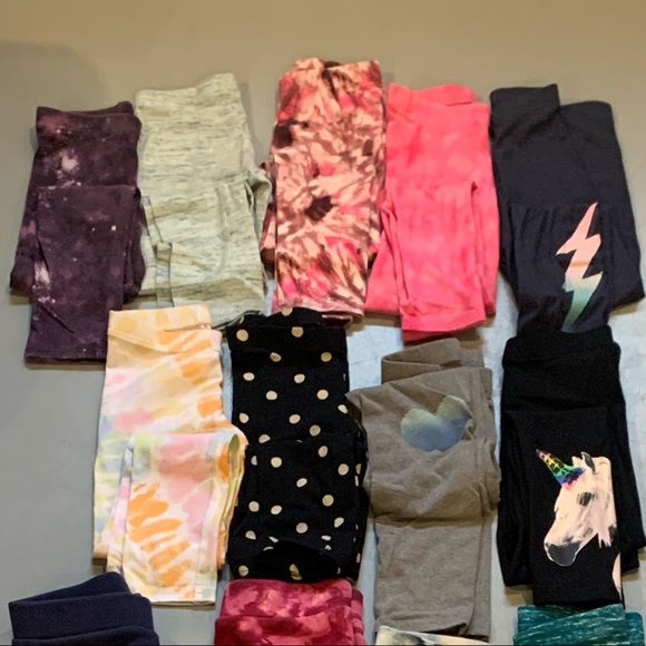 Lot of Old Navy Girls pants - Picture 2 of 3